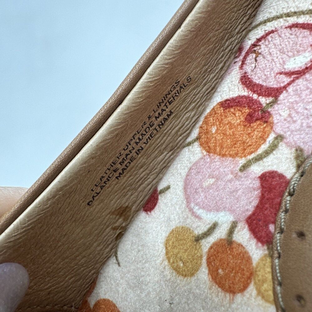Women's Tan Bow Ballet Flats - Picture 7 of 9